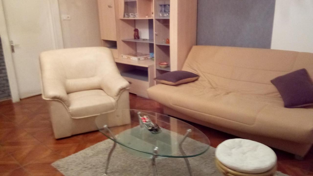 A L'Ombre De La Cascade Apartment Lemberg Ngoại thất bức ảnh
